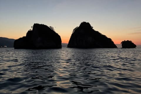 Bioluminescence et coucher de soleil en bateau vers Los Arcos de Mismaloya — photo 9