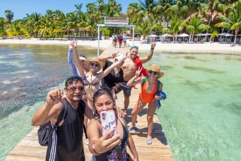 All-Inclusive Catamaran Cruise Deluxe Tour to Isla Mujeres — photo 4