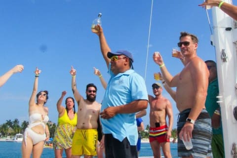 All-Inclusive Catamaran Cruise Deluxe Tour to Isla Mujeres — photo 12