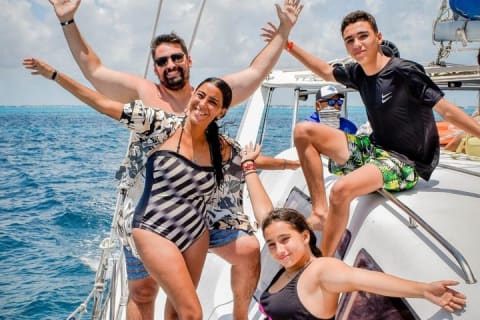 All-Inclusive Catamaran Cruise Deluxe Tour to Isla Mujeres — photo 13