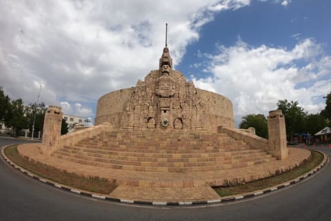 Mérida en trottinette électrique : Paseo de Montejo et parc La Plancha — photo 5