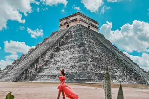 Chichen Itza + Cenote Suytun and Ikkil + Buffet and more — photo 1
