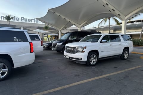 Transporte VIP del aeropuerto PVR a SIARI RITZ y NAUKA — photo 10