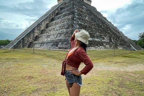 Private tour Izamal, Chichen Itza and cenote from Merida — photo 1