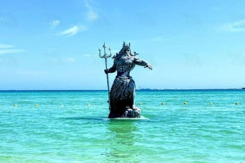Tour privado de playa desde Mérida: Isla Columpio, Chuburná y Progreso — photo 1