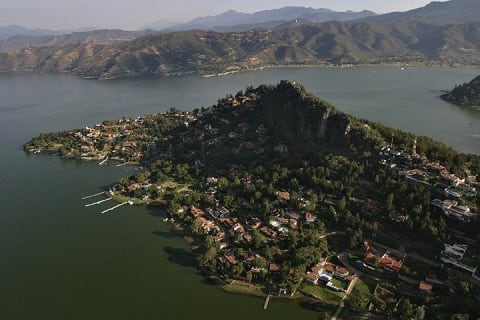 Village magique de Valle de Bravo depuis Mexico — photo 10