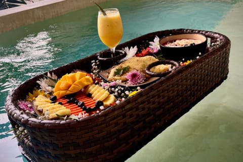 Private Floating Breakfast Chef Experience in Tulum — photo 4