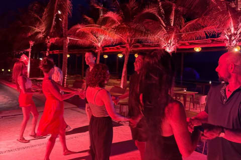 Tulum Salsa class at the Beach — photo 13