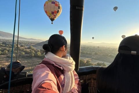 Experiencia Eternal: vuelo en globo, desayuno y tour desde CDMX — photo 1