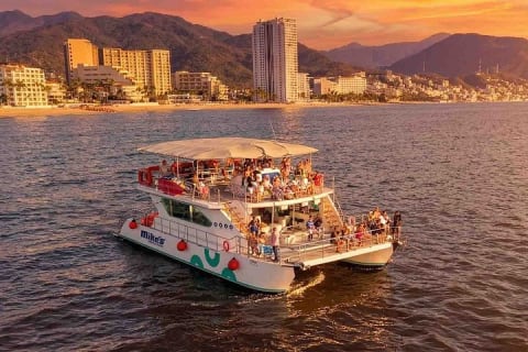 Puerto Vallarta Sunset Catamaran with Open Bar & Saxophone — photo 1