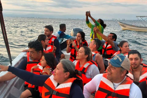 Bioluminiscencia, playa y degustación en el río en Mismaloya + transporte — photo 15