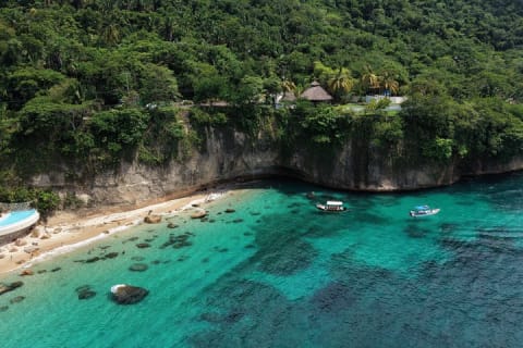 Snorkel y paseo épico en barco al santuario de Los Arcos — photo 4