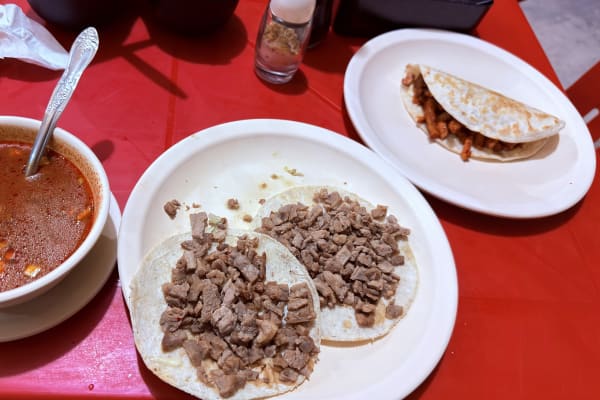 Taquería Díaz Grill 100%