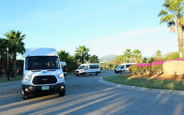 Navette partagée d'arrivée, aller simple, depuis l'aéroport de Los Cabos photo 8