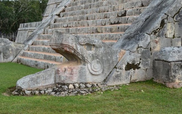 Amazing tour to Chichen Itza, 2 Sacred Cenotes and Valladolid photo 8