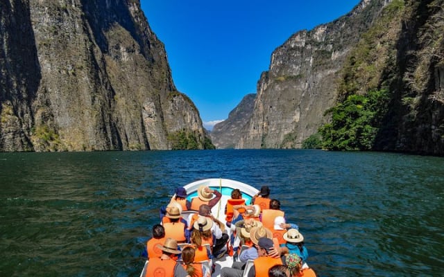 San Cris - Canyon of the Sump Miradores Chiapa - San Cris in Spanish