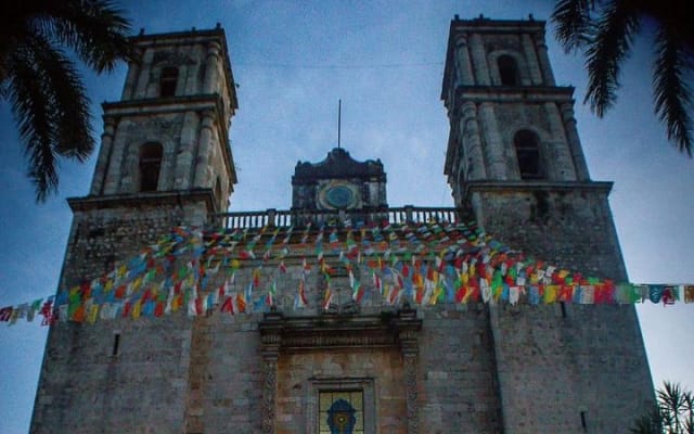 Explore Chichen Itza & live this magical tour. 2 Cenotes & Valladolid included. photo 7