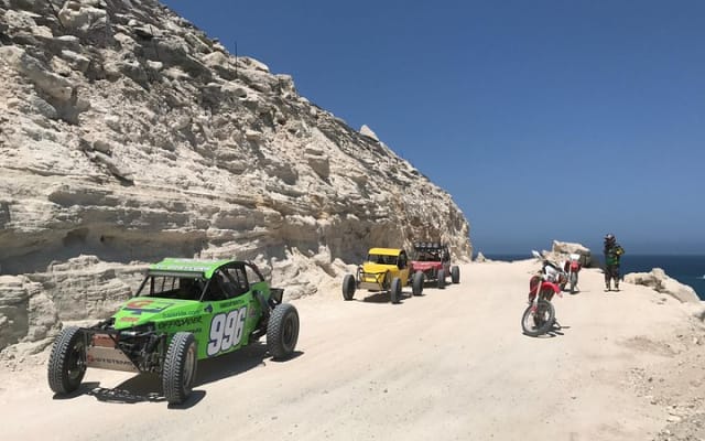 Aventure tout-terrain en Baja en moto cross ou buggy photo 3