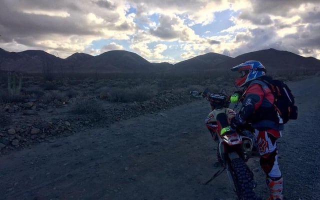 Aventure tout-terrain en Baja en moto cross ou buggy photo 4