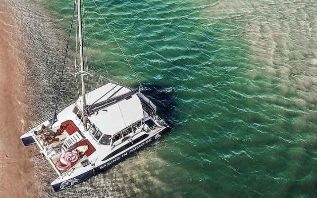 Catamaran to Isla Mujeres and Snorkel Adventure with open bar photo 4