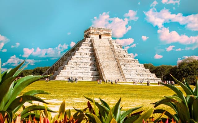 Chichén Itzá Guided Tour with Cenote & Buffet at Valladolid photo 11