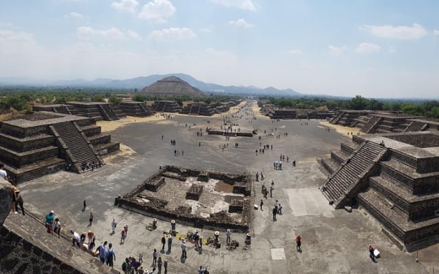 Tour privado a Teotihuacán desde la Ciudad de México photo 3