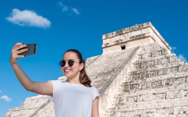 Chichén Itzá Tour with Cenote Xunáan, Valladolid & Lunch photo 7