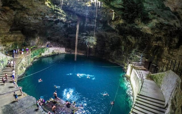 The majestic night show of kukulkan in Chichen Itza Valladolid & Cenote included photo 11