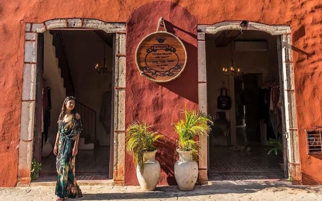 Discover the MAGIC of Chichén Itzá, Sacred cenote and Valladolid photo 12