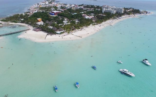 Catamaran to Isla Mujeres with Snorkel, Open Bar & Beach Club photo 2