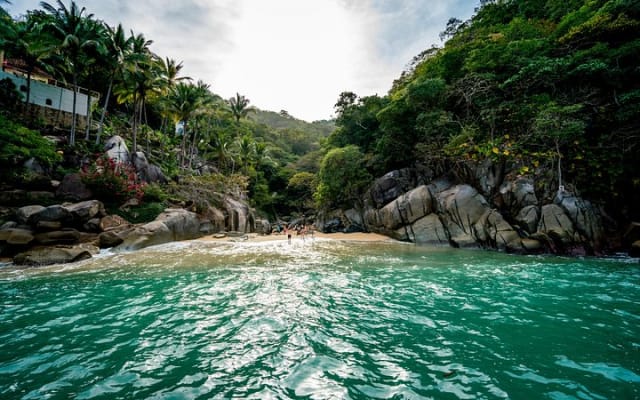 Private Colomitos Beach Hiking & Snorkeling Adventure