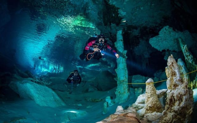 Go for 2 dives in cenote Dos ojos for certified divers photo 4