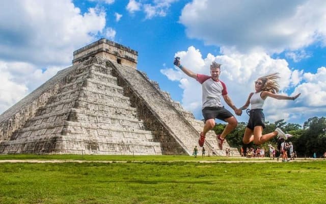 Chichen Itza Tour: Valladolid & Cenote Adventure with Buffet photo 10