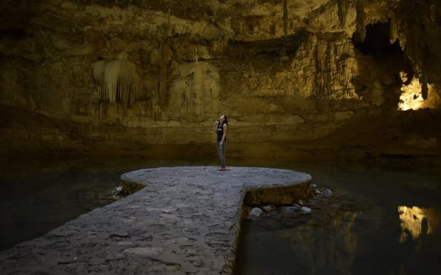 Private Tour - The best Cenotes in Yucatan - Suytun & Oxman photo 3