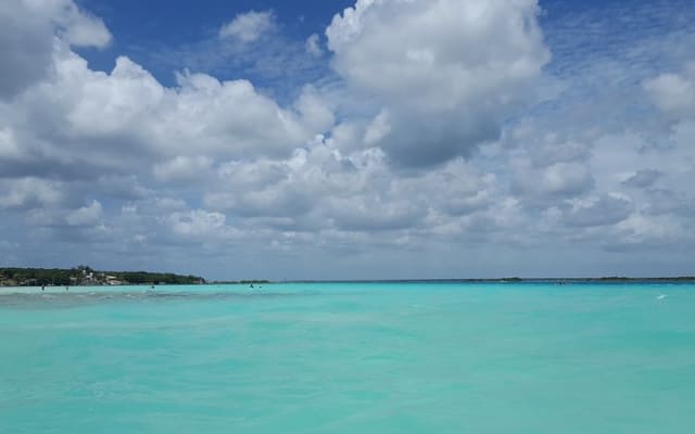 Private - Bacalar sailing across the mesmerizing waters photo 5