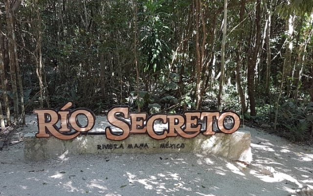 Playa del Carmen Amazing Secret River with Buffet and Drinks photo 10