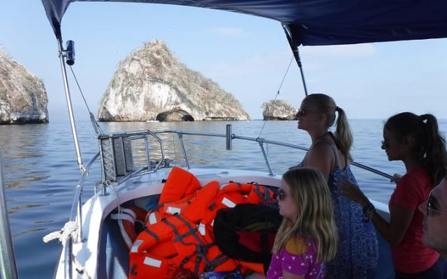 Expérience privée de snorkeling et excursion en bateau à la plage de Las Animas photo 2