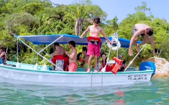 Private Boat Tour to Yelapa with Snorkeling and Village Hike