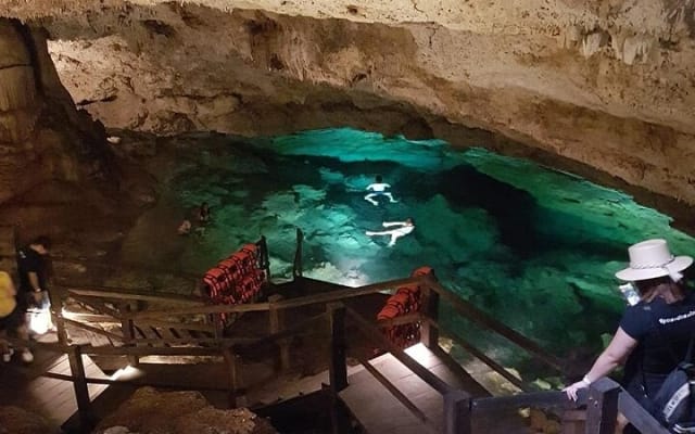 Tour privado: Uxmal y Sotuta de Peón con almuerzo por Yucatan Concierge photo 4