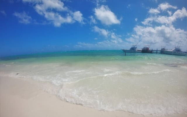 Drive a Waverunner in the beautiful Maroma Beach with transport photo 5