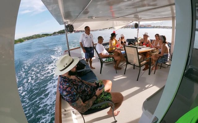 Charter privé de 4 heures - Yacht Bertram de 57 pieds photo 4