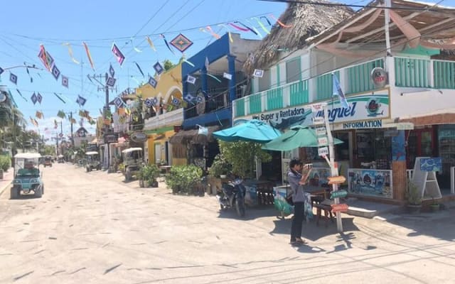 Full-Day Tour of Holbox Island with Lunch photo 4