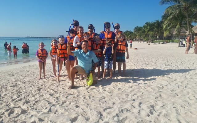 Private Akumal & Cenotes tour