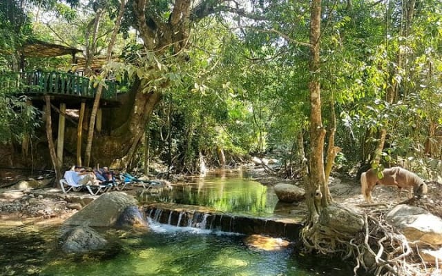 Aventure de randonnée : sentiers de rivière et merveilles de cascades photo 14