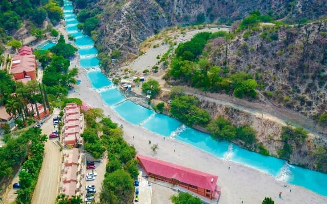 One day tour to the Tolantongo Caves