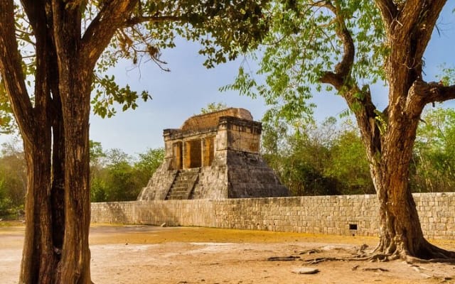 Skip-the-Line Chichén-Itzá Experience with Cenote and Lunch photo 6