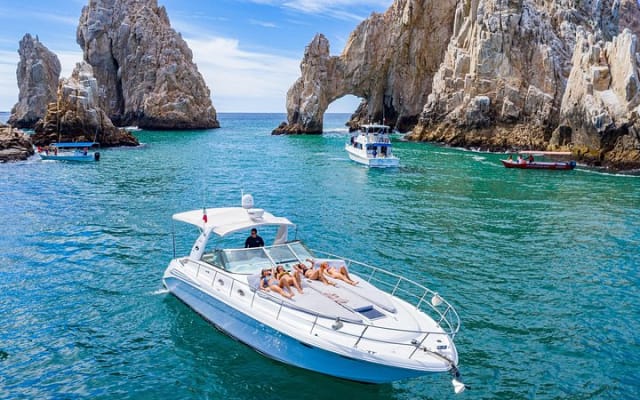 Your Own Private Luxury Yacht Experience in Cabo San Lucas