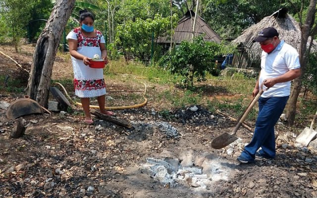Private Tour Mayan Community Yaxunah photo 5