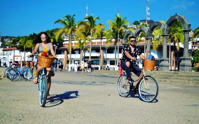Private Bike City Tour with Photo Session in Puerto Vallarta photo 7