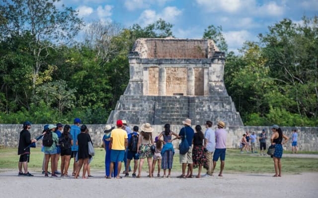 Chichen Itza, Cenote & Valladolid Tour with Tequila and Lunch photo 4